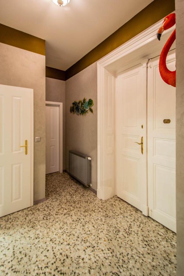 3Bdr Oasis In The Heart Of Prague Apartman Kültér fotó