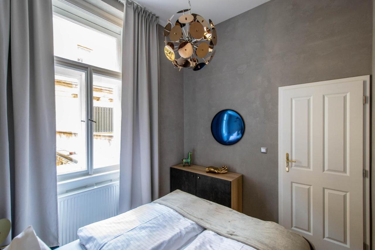 3Bdr Oasis In The Heart Of Prague Apartman Kültér fotó