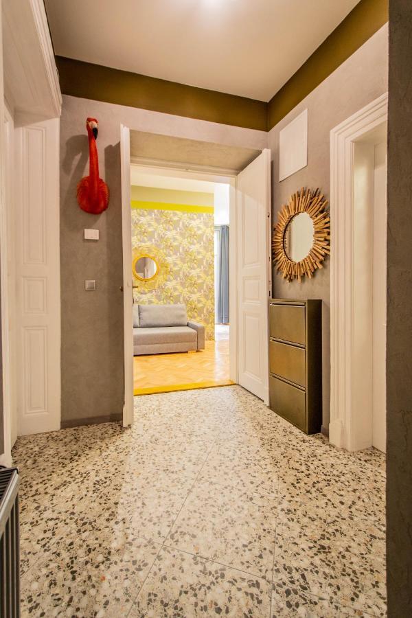 3Bdr Oasis In The Heart Of Prague Apartman Kültér fotó